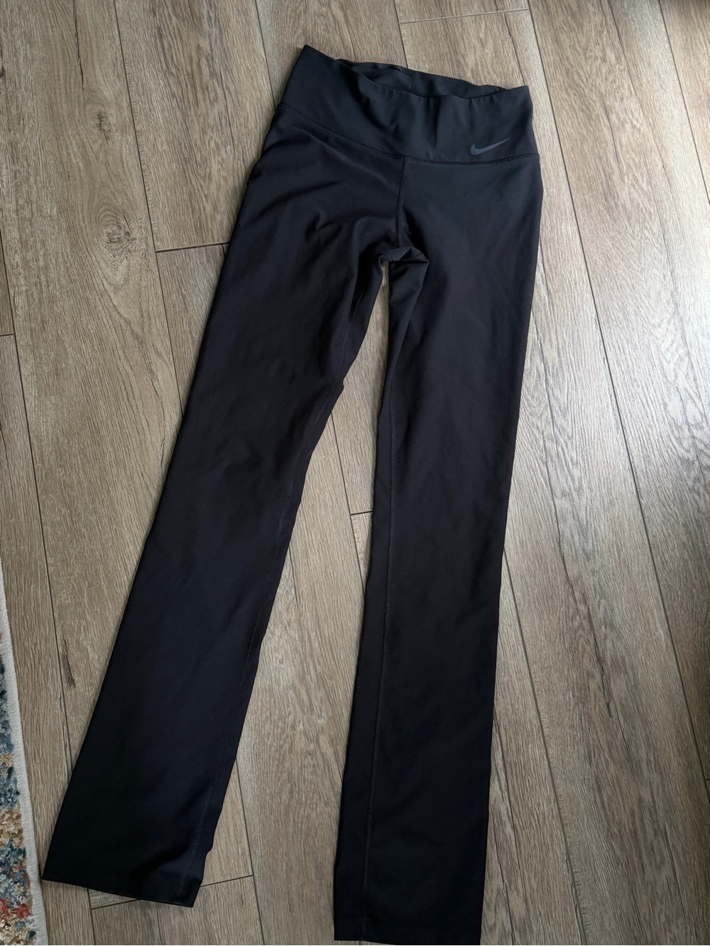 Nike women's Dri-FIT black training pants size XS - Picture 2 of 5